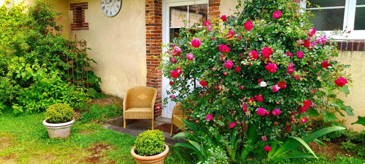 Gîte Sous le Tilleul - Tourouvre - Perche La Ventrouze Extérieur photo